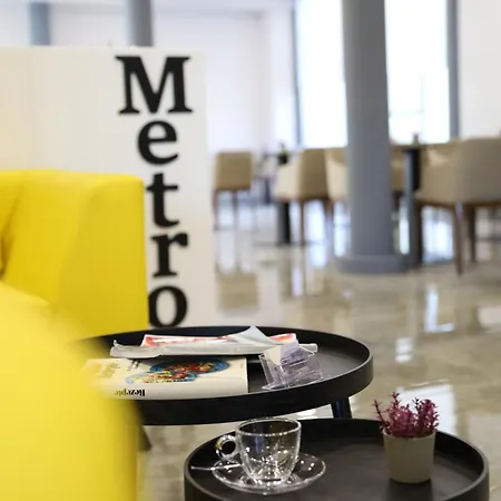 Hotel Metro Terminal
