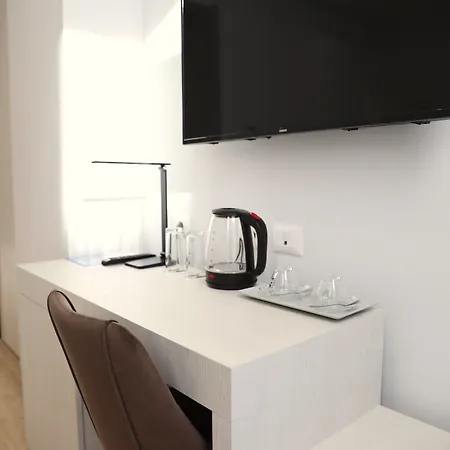 Hotel Metro Terminal 4*