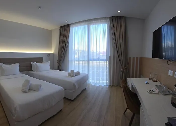 Metro Terminal Hotell 4*